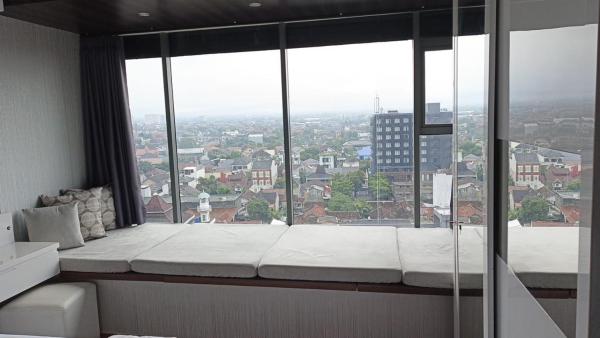 A la foto es mostra l'objecte Ruby Apartment #34 situat a la ciutat de Kejayan.