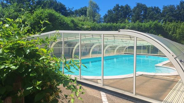Gite De Charme Avec Jaccuzzi Privé - Maché
