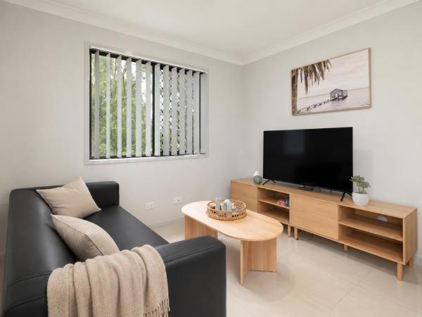 Smart Suites Self Check-in Apartments - Freney Park Disk Golf Course - Oxley