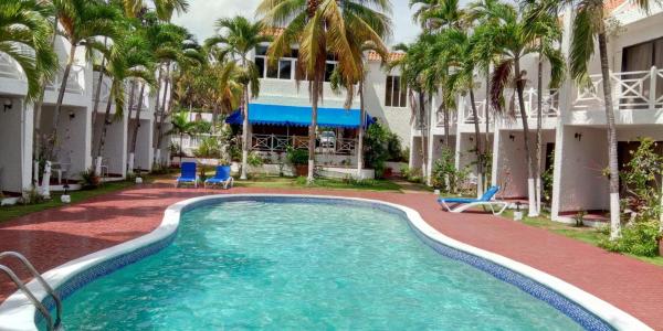 Ocean Waves At Chrisanns Beach Resort - Jamaica