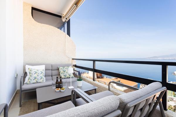 A la foto es mostra l'objecte Home2Book Dreamy View Of The Bay Private Terrace situat a la ciutat de Tabaiba.