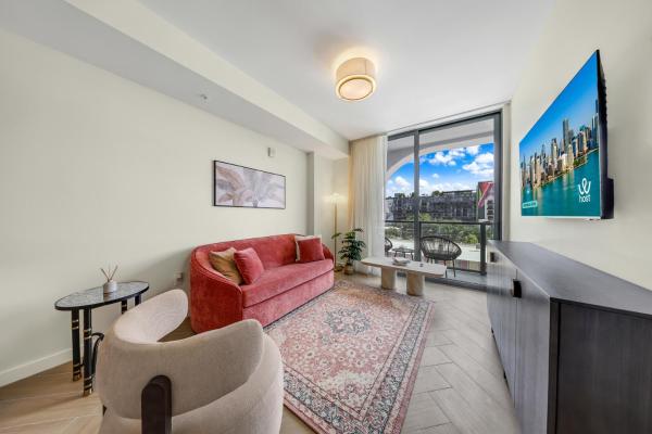 Wynwood Prime Location - Stylish Modern Condo - Hialeah, FL
