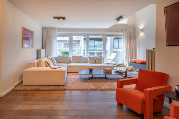 Alice At Knokke, Duplex Apartment Met Garage - Brujas