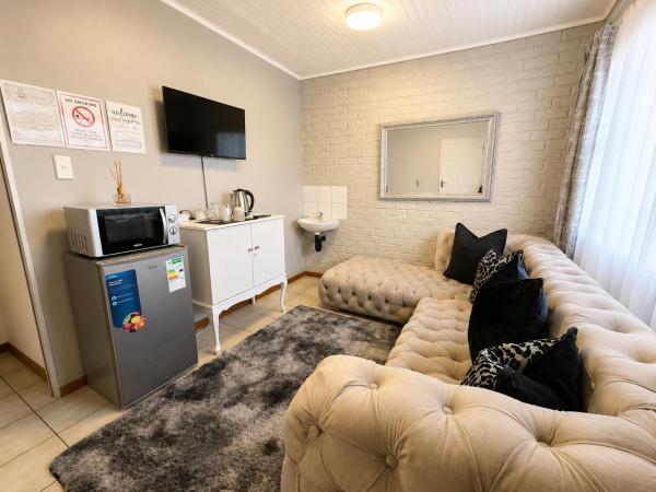 Zhantique Guest House 2- Unit 12 - Boksburg