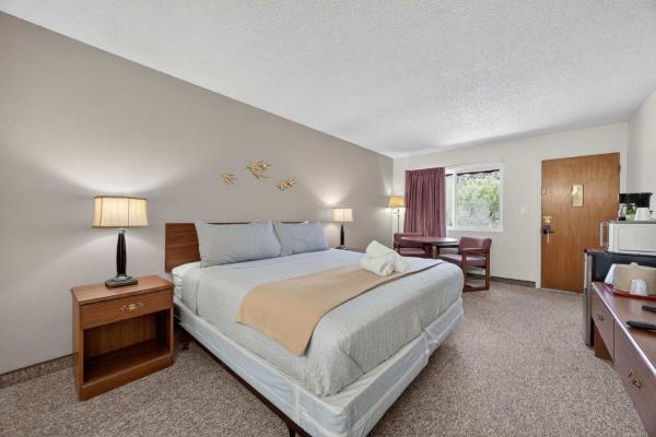 Eagle Motel Suite 224 - Manitou Springs, CO