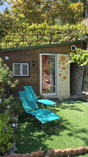 På bilden syns objektet Studio à deux pas de Monaco som ligger i staden Roquebrune-Cap-Martin.