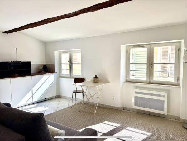 Appartement Spacieux Et Charmant Pour 4 Personnes - Saint-Mandrier-sur-Mer
