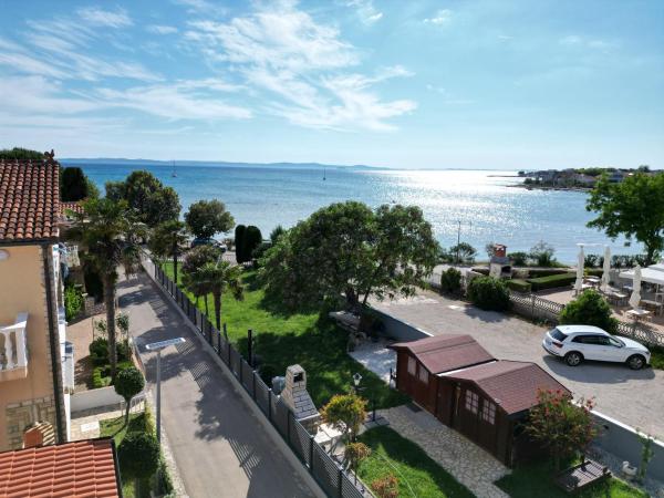 Little Bay Stay - Family Sea View Apartments - Vrsi