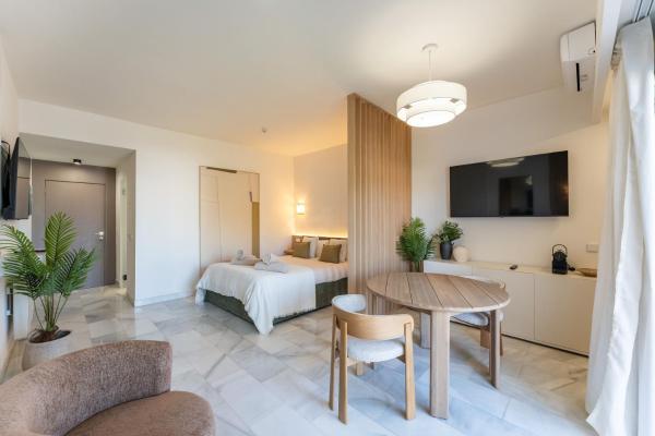 Apartamentos Occidental Banús 2&4 - Puerto Banús