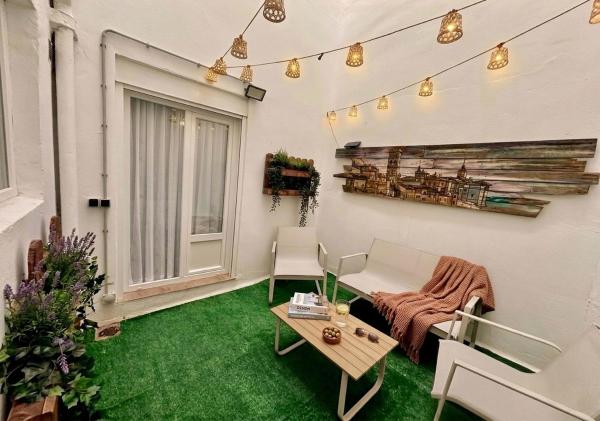 Na zdjęciu widoczny jest obiekt Apartamentos Lazos położony w mieście Teruel.