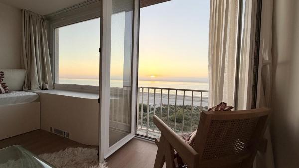Studio 0402, Cosy Studio With Full Sea View And Sunset Vibes - Veurne