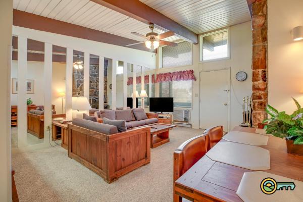 Aspen East Unit #131 - Virginia