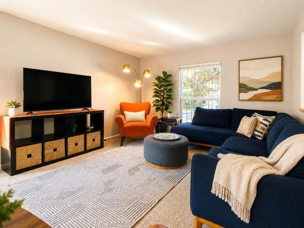 Spacious Updated Home In Desirable Community - Centennial, CO