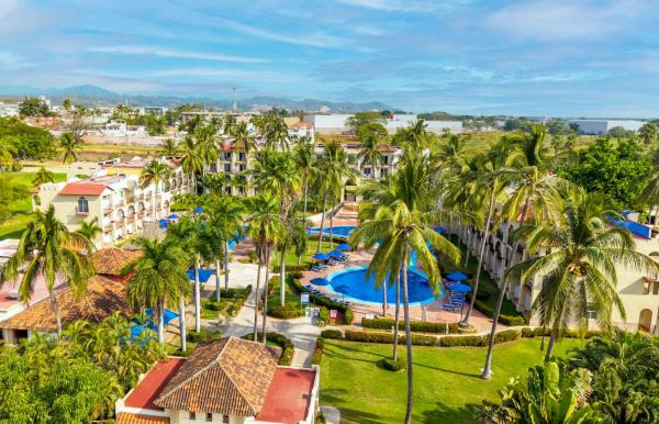 På billedet ses objektet Grand Decameron Complex Bucerias, A Trademark All-Inclusive Resort beliggende i byen Bucerías.