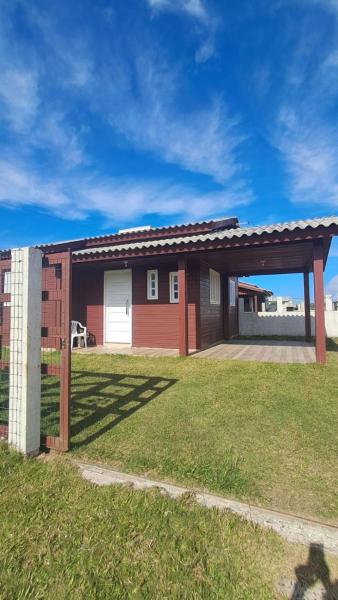 Otima Casa Com 2 Quartos Em Tramandai - Tramandaí