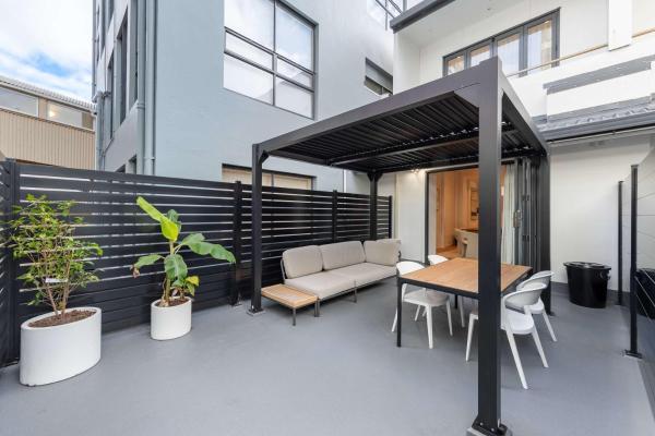 The Hudson 3br Bright Courtenay Place Townhouse - Wellington, New Zealand