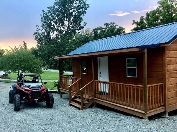 Amazing Wooden Cabin Close To Great Hiking Trails In Jamestown, Tennessee - Jamestown, TN