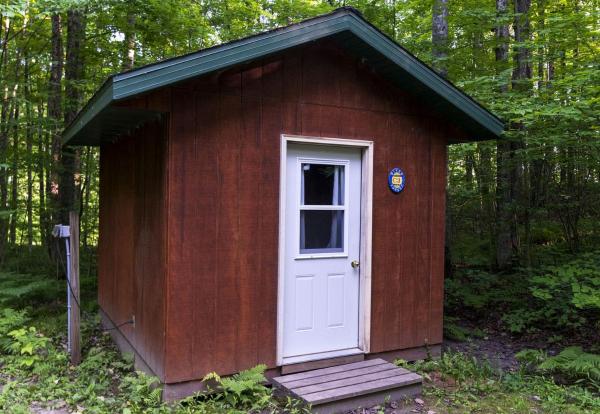 Charming Cabin In The Trees Near Boulder Lake For An Amazing Escape Near White Lake, Wisonsin - Wisconsin
