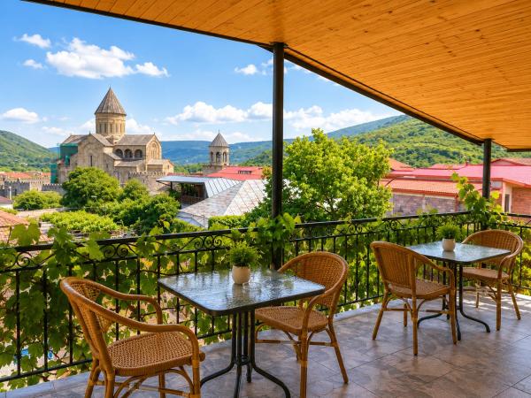 På billedet ses objektet Hotel Prime beliggende i byen Mtskheta.
