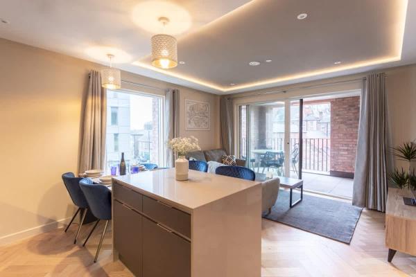 Luxury 2 Bedroom Apartment With Private Parking - 約克