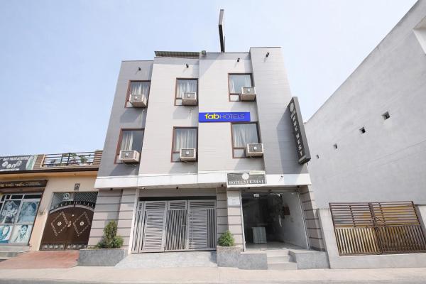 På billedet ses objektet FabHotel Neu-Nest beliggende i byen Rishikesh.