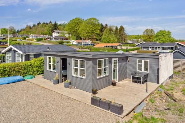 Lovely Bright Holiday Home With Sea View - Kolding