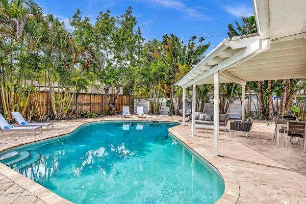 Hollywood Hills Oasis Pool 7br Retreat - Miramar, FL