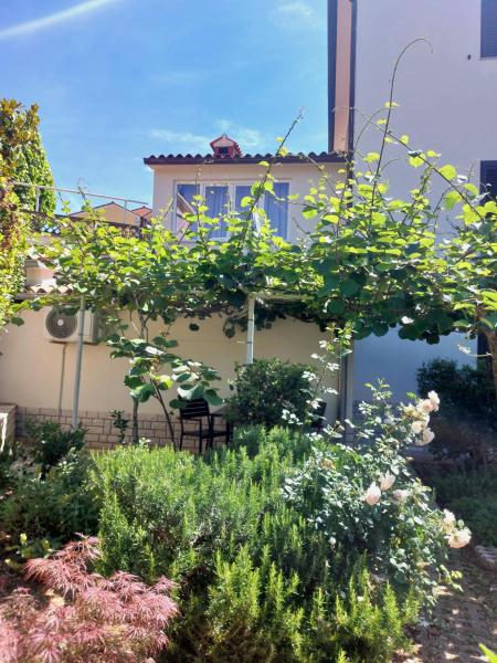 Apartment Kiwi - Rabac