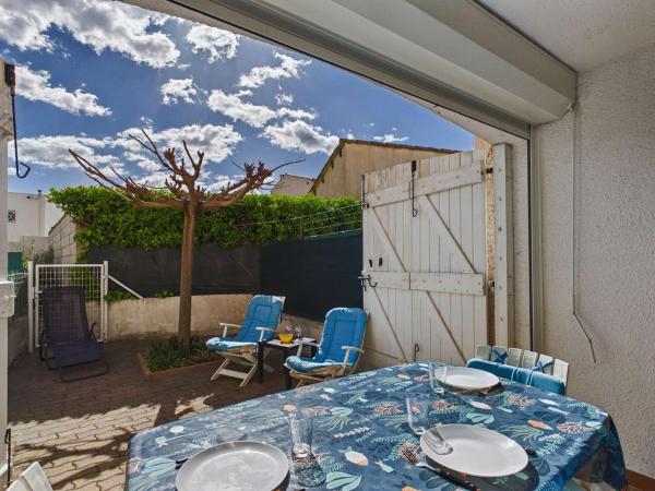 Studio Cabine Rdc, Proche Plage Et Commerces, Terrasse, Wifi Gratuit, Park 1 Voiture, 4 Couchages - Fr-1-423-230 - Vias