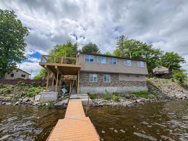 Lakeside Lodge- Renovations & Upgrades Coming! - Holiday Home - State of New York