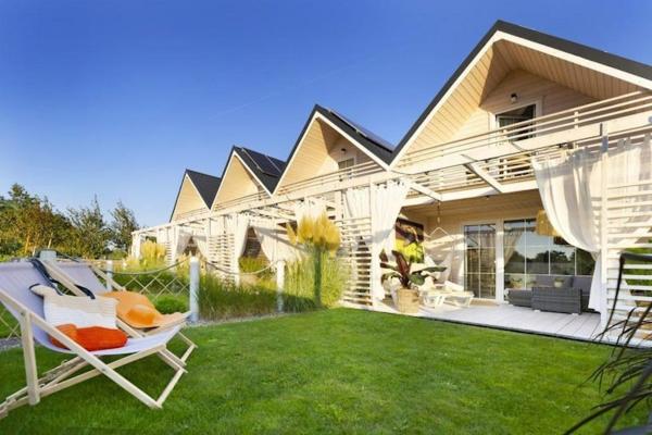 Holiday Home With Garden, Air Conditioning, Pool - Darłowo