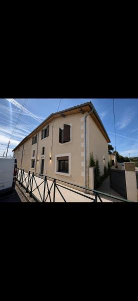 Grande Maison De 6 Chambres En Plein Centre D'auch - Auch