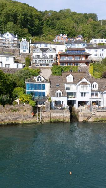 1 Bight Boatyard - Brixham