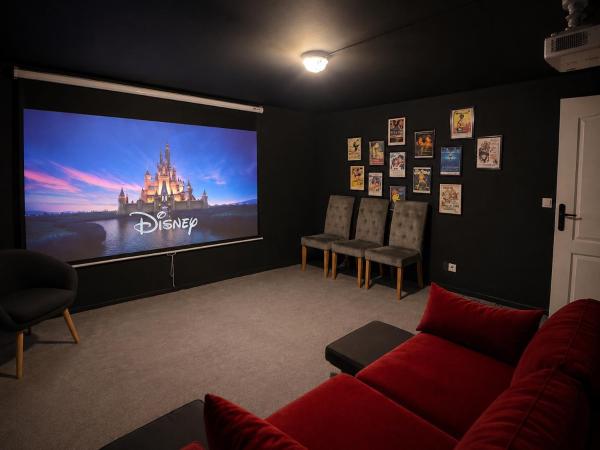 På bildet vises objektet Maison avec salle cinéma proche Europa-Park & Strasbourg som ligger i byen Strasbourg.