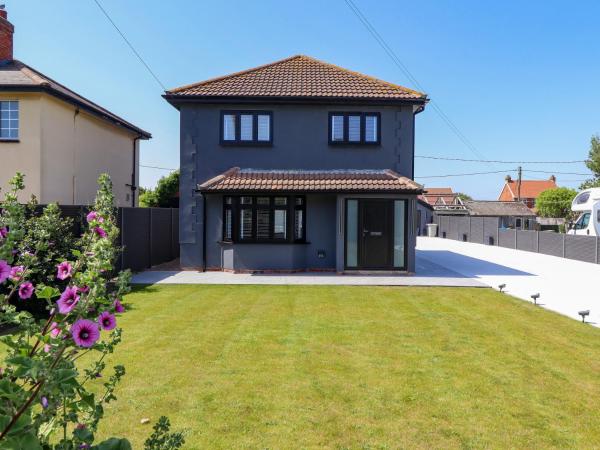 21 Anderby Road - Sutton on Sea