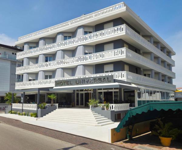 På billedet ses objektet Hotel Universal beliggende i byen Caorle.