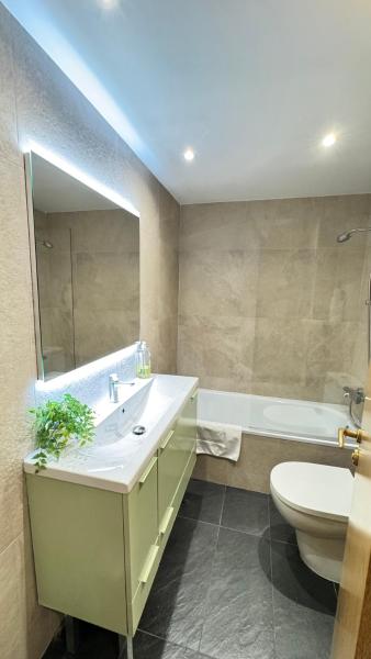 Kuva 3: Superb flat in the centre of capital, ski, Caldea