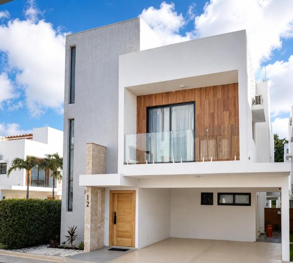 Modern Villa 2 Br Near Airport, Beaches, Dining - Punta Cana