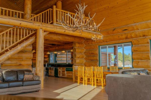 Where Luxury Touches The Sky Hilltop Dream - Spokane Valley, WA