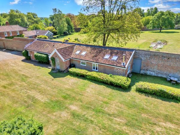 Finest Retreats - The Pottage - Diss