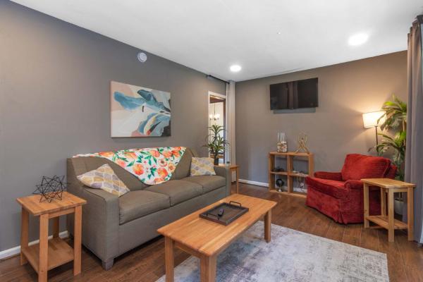 Near Fort Benning Moore W Fenced Yard Family Ranch Retreat - Columbus, GA