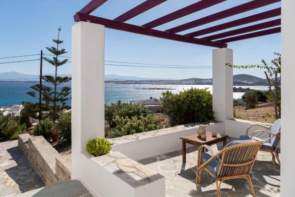 Kallia Petit - Paros