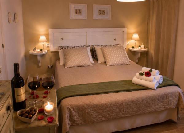 På billedet ses objektet Romantic Suite beliggende i byen Gubbio.