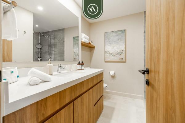 Elegant 1 Br Condo - Beachfront - Pools - King - Puerto Vallarta