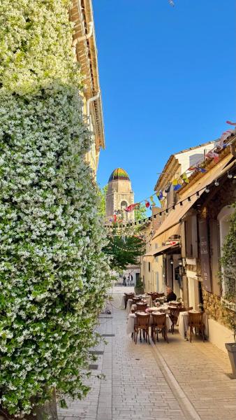 Ambiance Cosy Et éLégante Au Cœur Du Vieux Village - Saint-Tropez