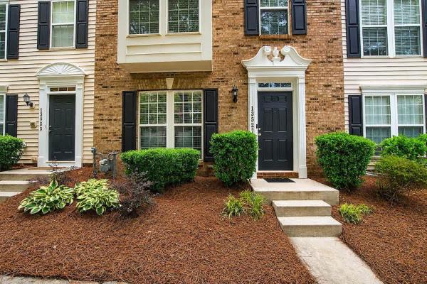 Walking Distance To Night Life In Huntersville - Davidson, NC