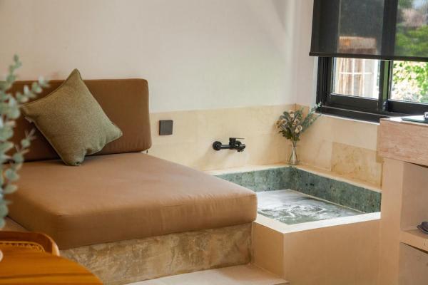 Modern 1br Uluwatu Loft With Indoor Jacuzzi - Shanti 4 - Jimbaran
