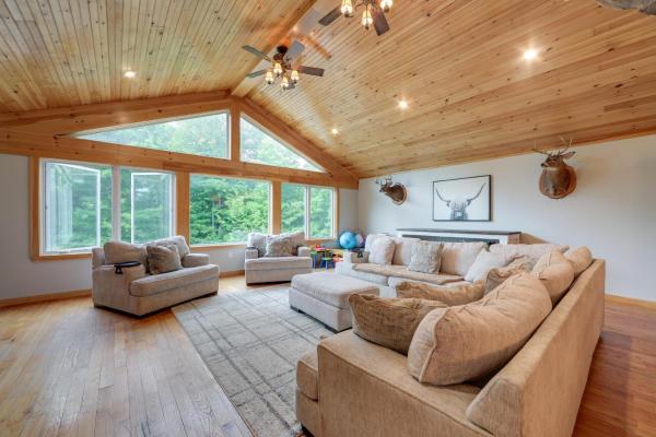 Private Family Getaway On 15 Acres In Gouverneur! - State of New York