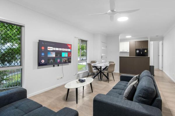 Peaceful Retreat Near Shops And Cafes Secure Parking - 골드코스트