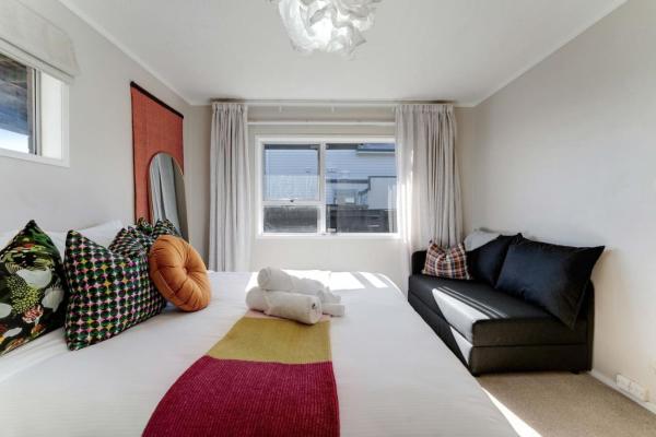 St Heliers 2br Escape With Views - Parking - Auckland
